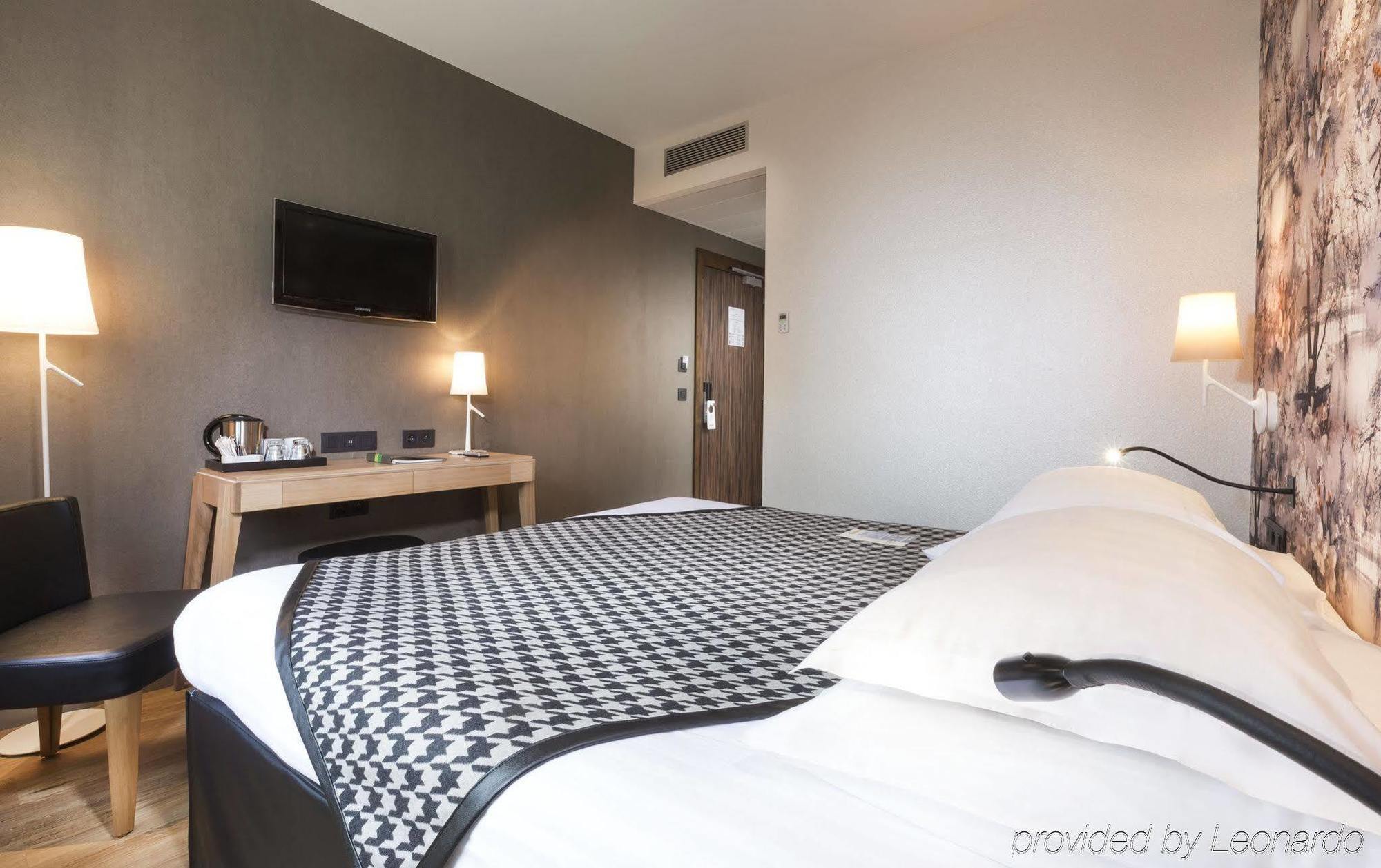 Hotel Acanthe - Boulogne Billancourt المظهر الخارجي الصورة